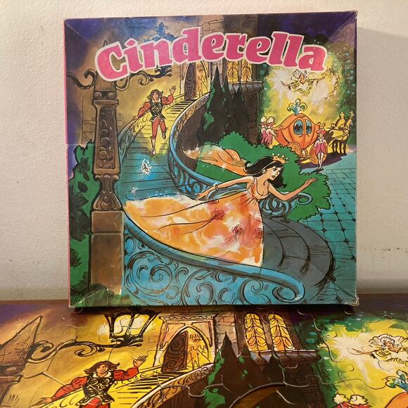 Vintage 70s Cinderella Puzzle by Fairchild #8560 w/Shaped Pieces FLAW - Picture 2 of 4